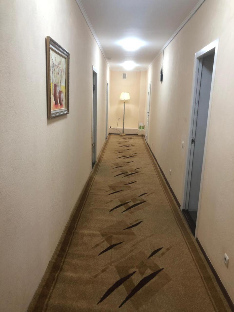 Elite Hostel Astana Bagian luar foto